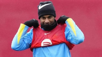 Kaiyun中国官网-对阵奥维耶多，拉什福德赛季首次能上场情况下未代表巴萨出场